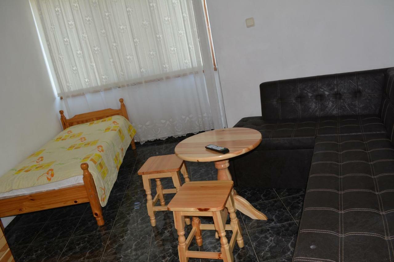 Guest House Orbita Tyulenovo Bagian luar foto
